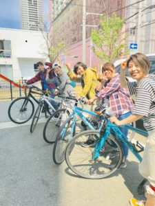 最近みんなでサイクリングを楽しんでいるんですと！楽しそう！！明石淡路島レンタサイクル